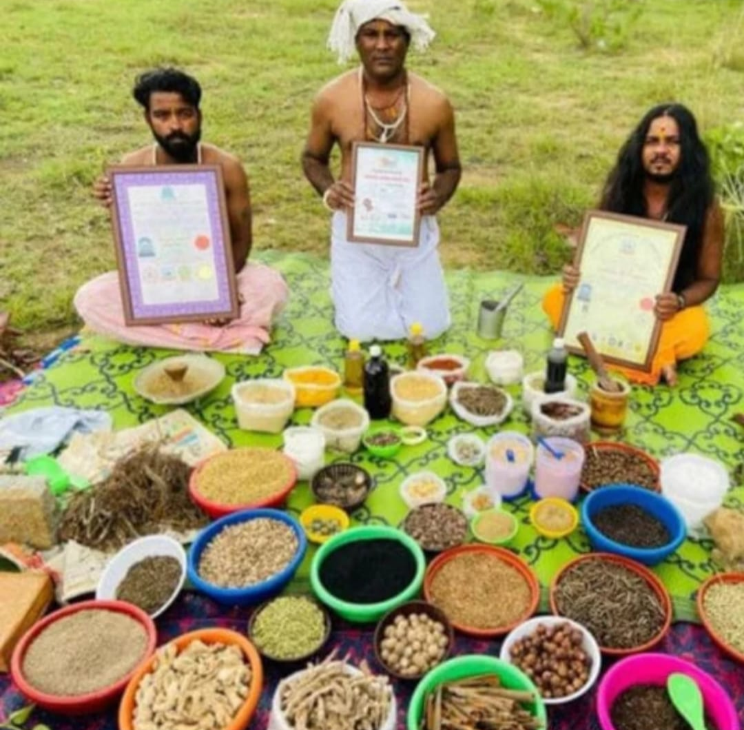 ADIVASI NEELAMBARI HERBAL HAIR OIL